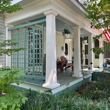 Magnolia House & Gardens B&B Clover Exterior photo