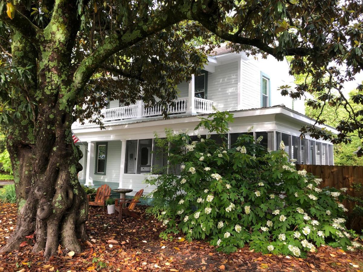 Magnolia House & Gardens B&B Clover Exterior photo